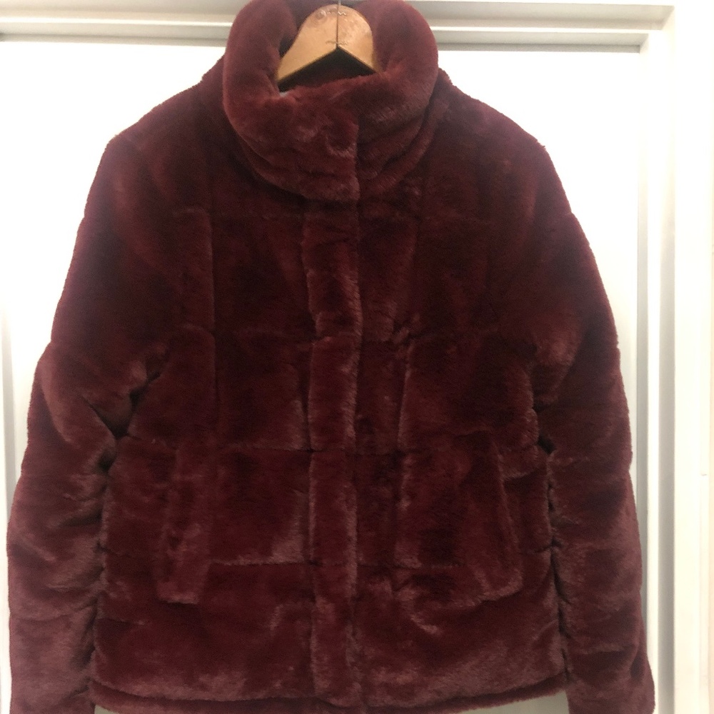 Avec Les Filles Faux Fur Bomber Jacket Burgundy/Red Size L NWT